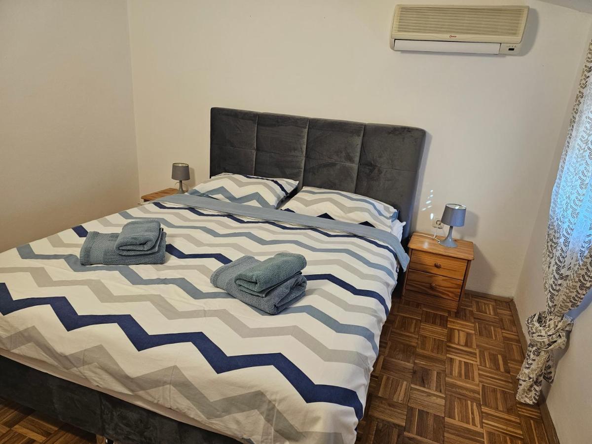 Apartmani Viktorija Fažana Екстериор снимка