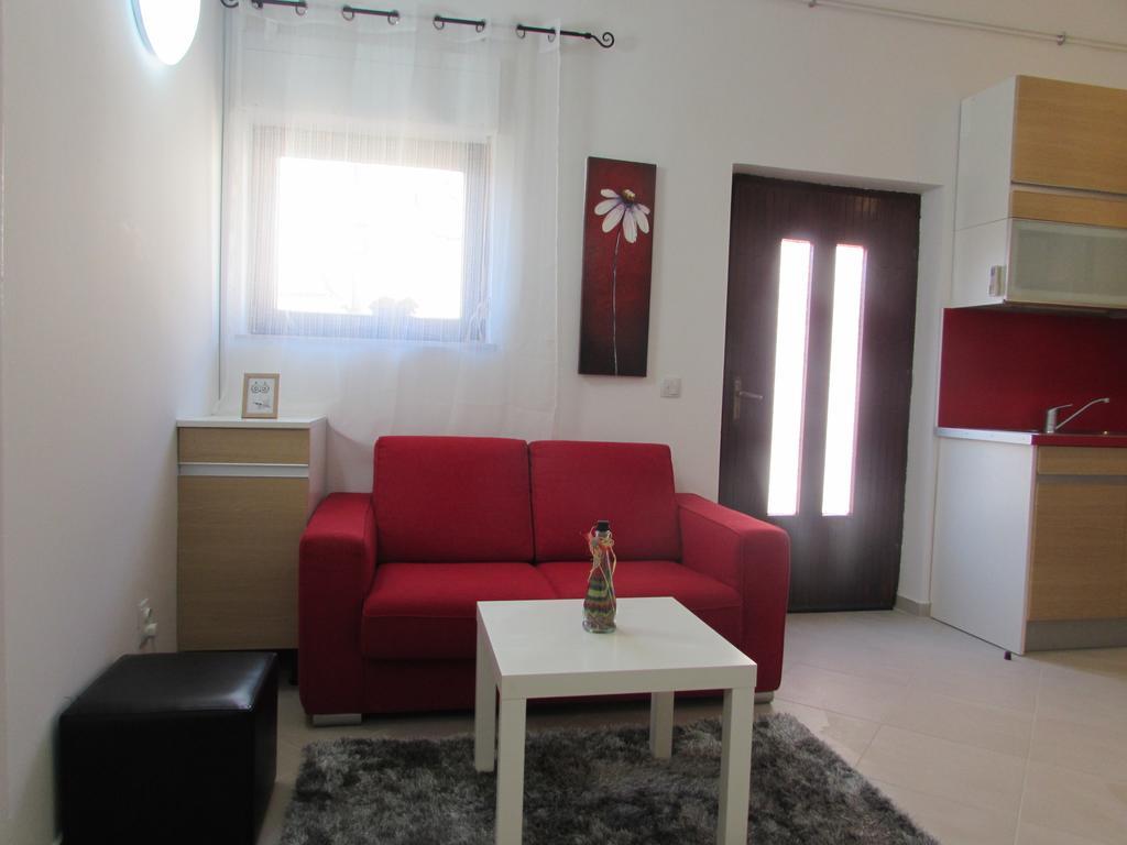 Apartmani Viktorija Fažana Екстериор снимка